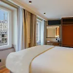 Merveil Signature - Viala III - Eiffel Tower Rooftop