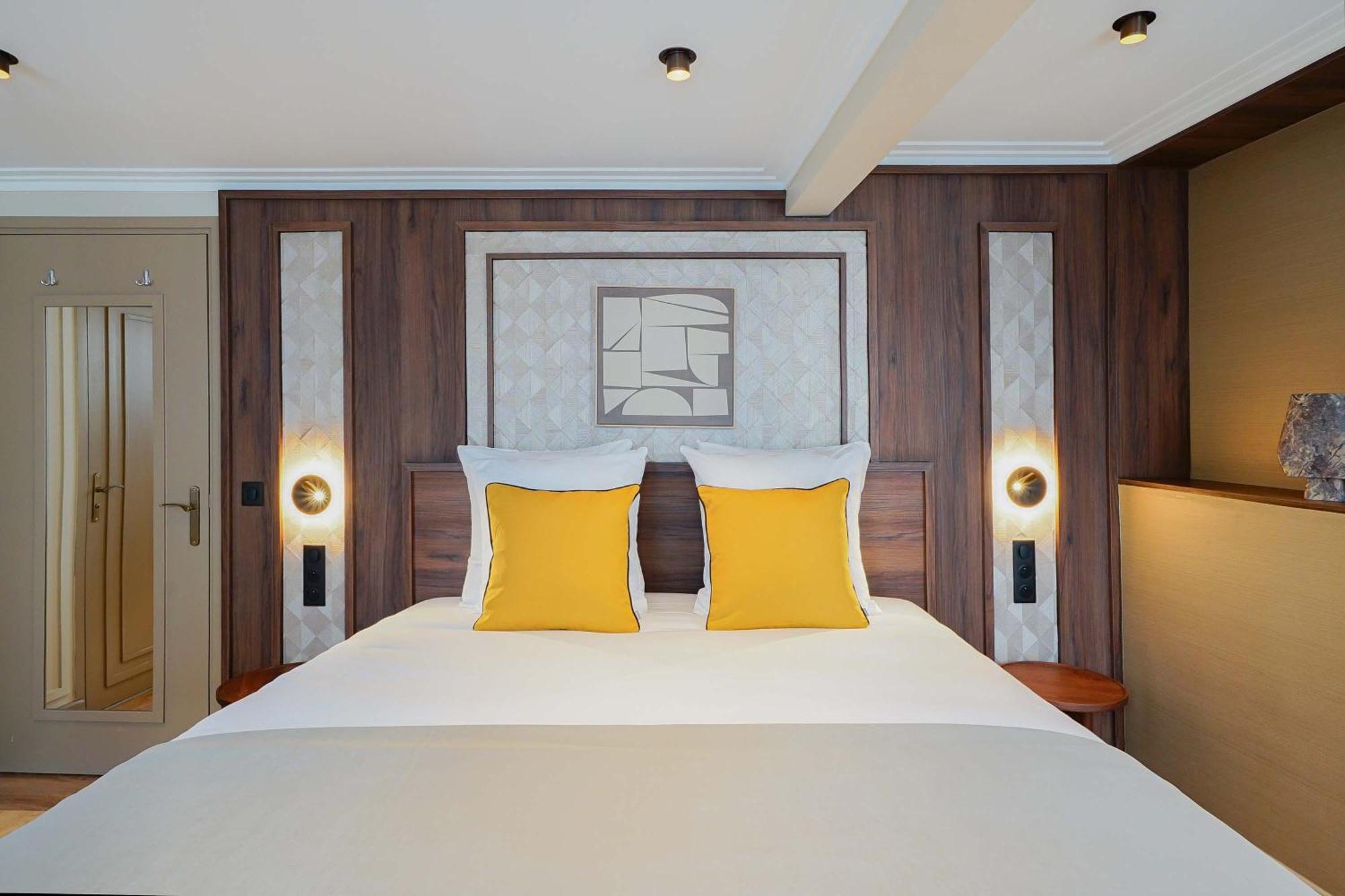 Merveil Signature - Viala III - Eiffel Tower Rooftop Apartment